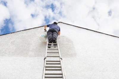 Peinture extérieure à la Cerlangue — façades et ravalement